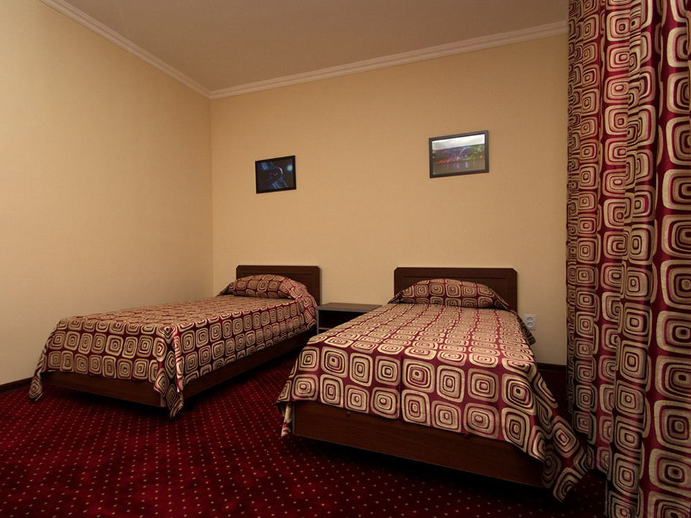 Rohat Hotel Chilonzor Tachkent Extérieur photo